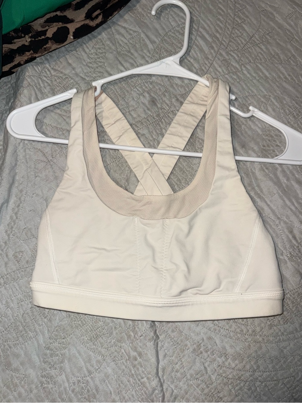 Lululemon Cream/White Energy Bra